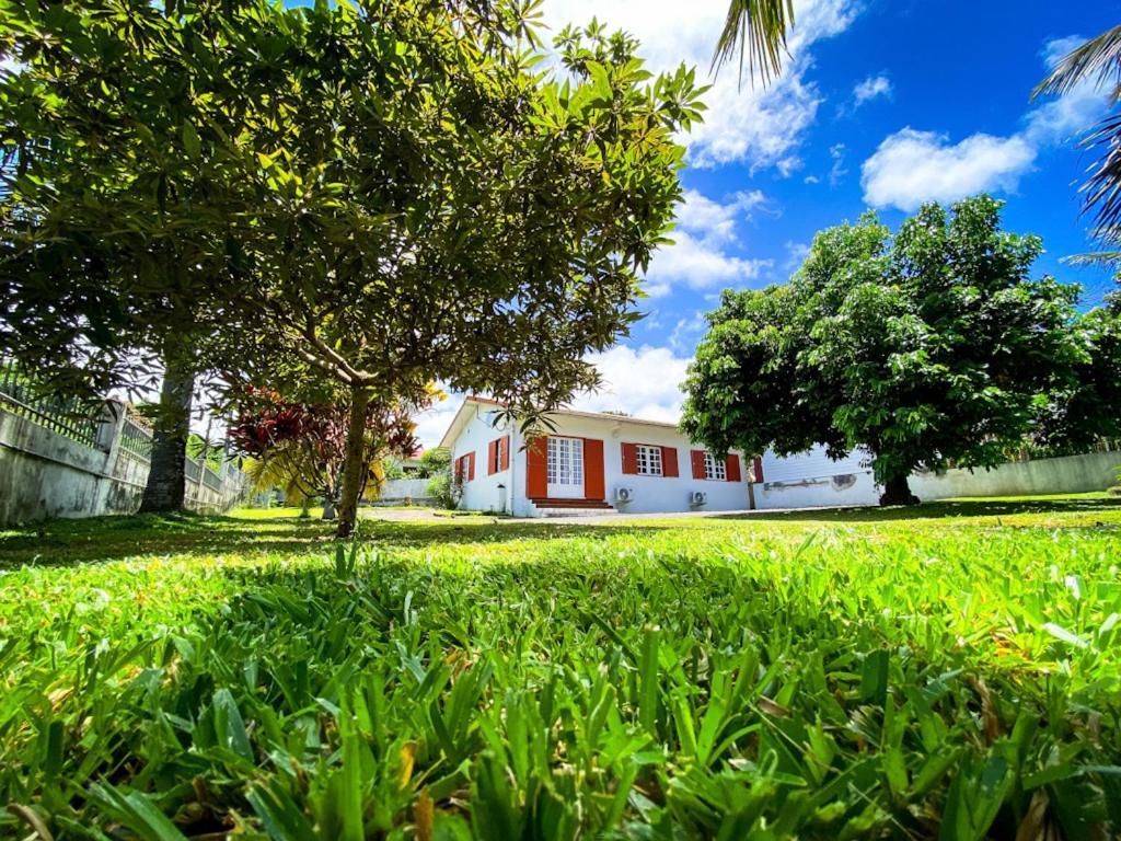 Gite Les Bananiers Saint-Joseph Exterior foto